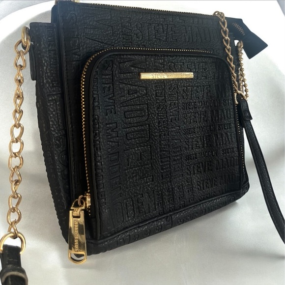 Steve Madden Logo Black & Gold Crossbody Bag - Picture 2 of 6